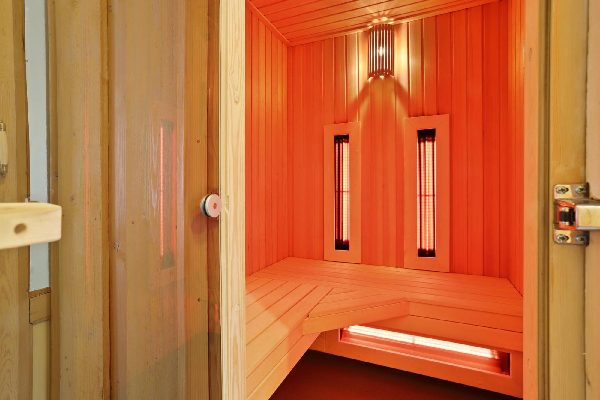 B&B - Sauna D'Olle Pastorie Vierhuizen Eksteriør billede